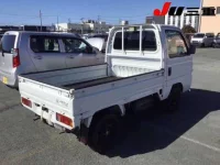 Honda ACTY TRUCK лот № 8060 оценка 3.5  с аукциона в Японии 5