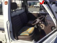 Suzuki CARRY TRUCK лот № 42 оценка R  с аукциона в Японии 4