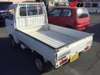 Suzuki CARRY TRUCK лот № 42 оценка R  с аукциона в Японии 1