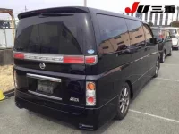 Nissan ELGRAND лот № 89 оценка 3.5  с аукциона в Японии 5