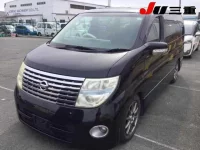 Nissan ELGRAND лот № 89 оценка 3.5  с аукциона в Японии 8
