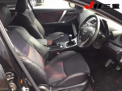 Mazda AXELA  с аукциона в Японии