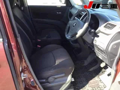 Mitsubishi DELICA D2