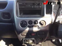 Daihatsu Atrai Wagon лот № 8204 оценка 3.5  с аукциона в Японии 10