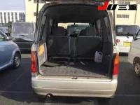 Daihatsu Atrai Wagon лот № 8226 оценка 3  с аукциона в Японии 6