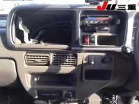 Subaru GOLF ALLTRACK лот № 8229 оценка 3.5  с аукциона в Японии 10