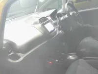 Honda FIT лот № 3003 оценка 3.5  с аукциона в Японии 2