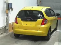Honda FIT лот № 3003 оценка 3.5  с аукциона в Японии 1