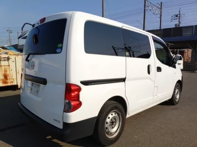 Nissan NV200