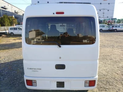 Mitsubishi MINICAB VAN