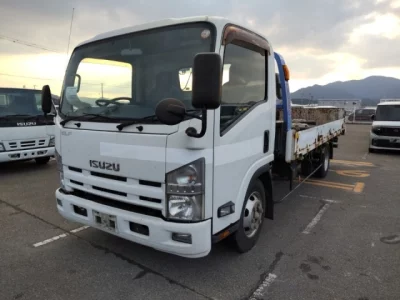 Isuzu ELF