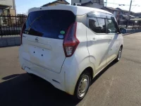 Nissan DAYZ лот № 5111 оценка R  с аукциона в Японии 1