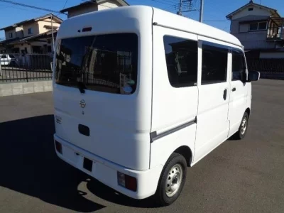 Nissan CLIPPER VAN