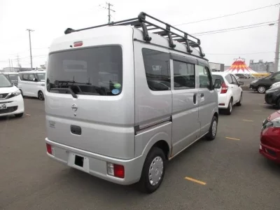 Nissan CLIPPER VAN