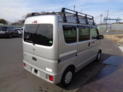 Nissan CLIPPER VAN
