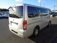 Nissan CARAVAN VAN лот № 621 оценка 3.5  с аукциона в Японии 1