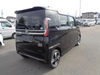 Nissan ROOX лот № 5136 оценка 4  с аукциона в Японии 1