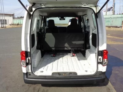 Nissan NV200