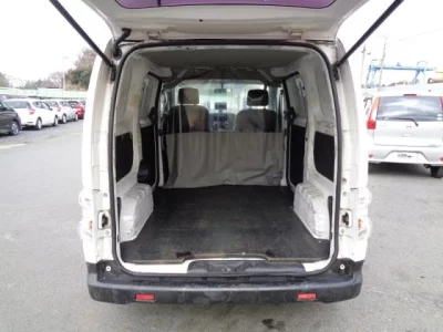 Nissan NV200  с аукциона в Японии