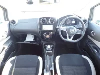 Nissan NOTE лот № 2 оценка R  с аукциона в Японии 2