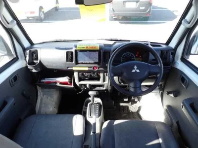 Mitsubishi MINICAB VAN