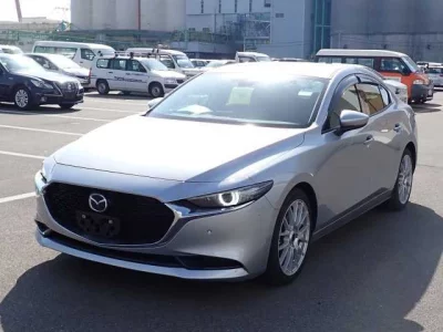 Mazda MAZDA3  с аукциона в Японии