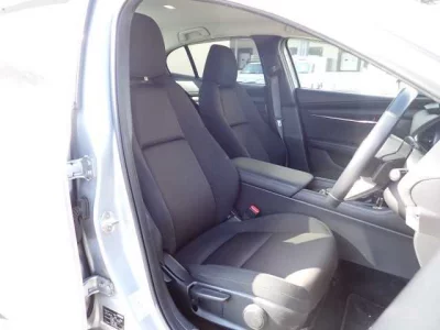 Mazda MAZDA3  с аукциона в Японии