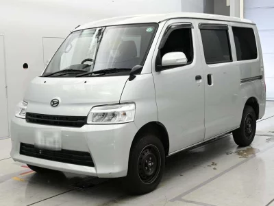 Daihatsu Gran Max