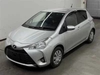 Toyota VITZ лот № 70152 оценка 3.5  с аукциона в Японии 3