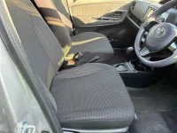 Toyota VITZ лот № 70152 оценка 3.5  с аукциона в Японии 6