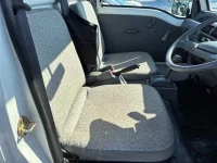 Subaru SAMBAR лот № 70123 оценка 3.5  с аукциона в Японии 6