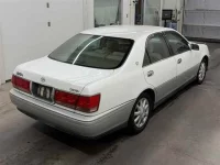 Toyota CROWN лот № 80001 оценка X  с аукциона в Японии 4