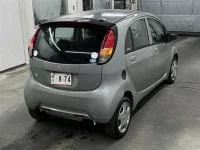 Mitsubishi I лот № 90023 оценка 3  с аукциона в Японии 4