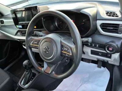 Suzuki SWIFT  с аукциона в Японии