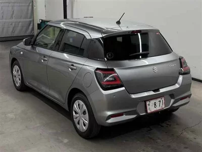 Suzuki SWIFT  с аукциона в Японии