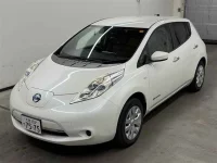 Nissan LEAF лот № 90046 оценка 4  с аукциона в Японии 3