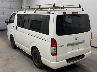 Toyota HIACE VAN  с аукциона в Японии
