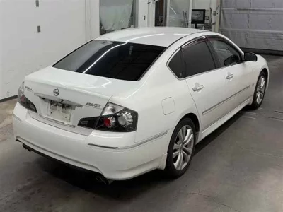 Nissan FUGA  с аукциона в Японии