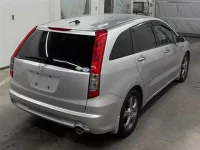 Honda STREAM лот № 90063 оценка 3.5  с аукциона в Японии 4