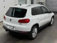 Volkswagen TIGUAN лот № 20104 оценка 3.5  с аукциона в Японии 4