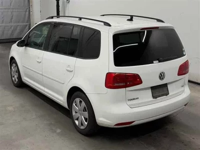 Volkswagen GOLF TOURAN