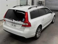 Volvo V70 лот № 35024 оценка 4  с аукциона в Японии 4