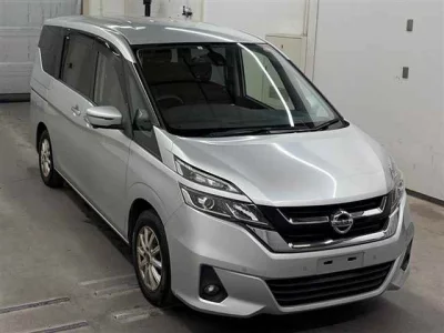 Nissan SERENA  с аукциона в Японии