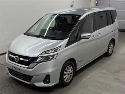 Nissan SERENA  с аукциона в Японии
