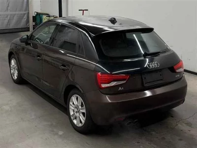 Audi A1  с аукциона в Японии