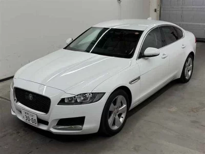 Jaguar XF SERIES