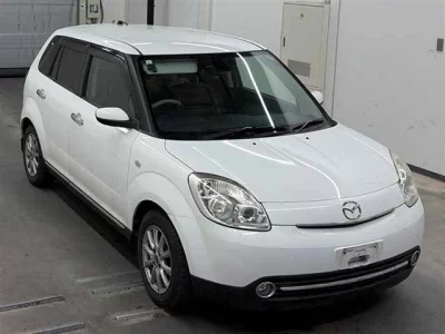 Mazda VERISA