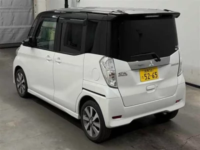 Mitsubishi EK SPACE