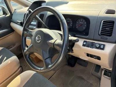 Nissan SERENA  с аукциона в Японии