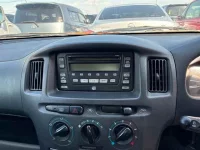 Toyota SUCCEED лот № 85161 оценка 3  с аукциона в Японии 5